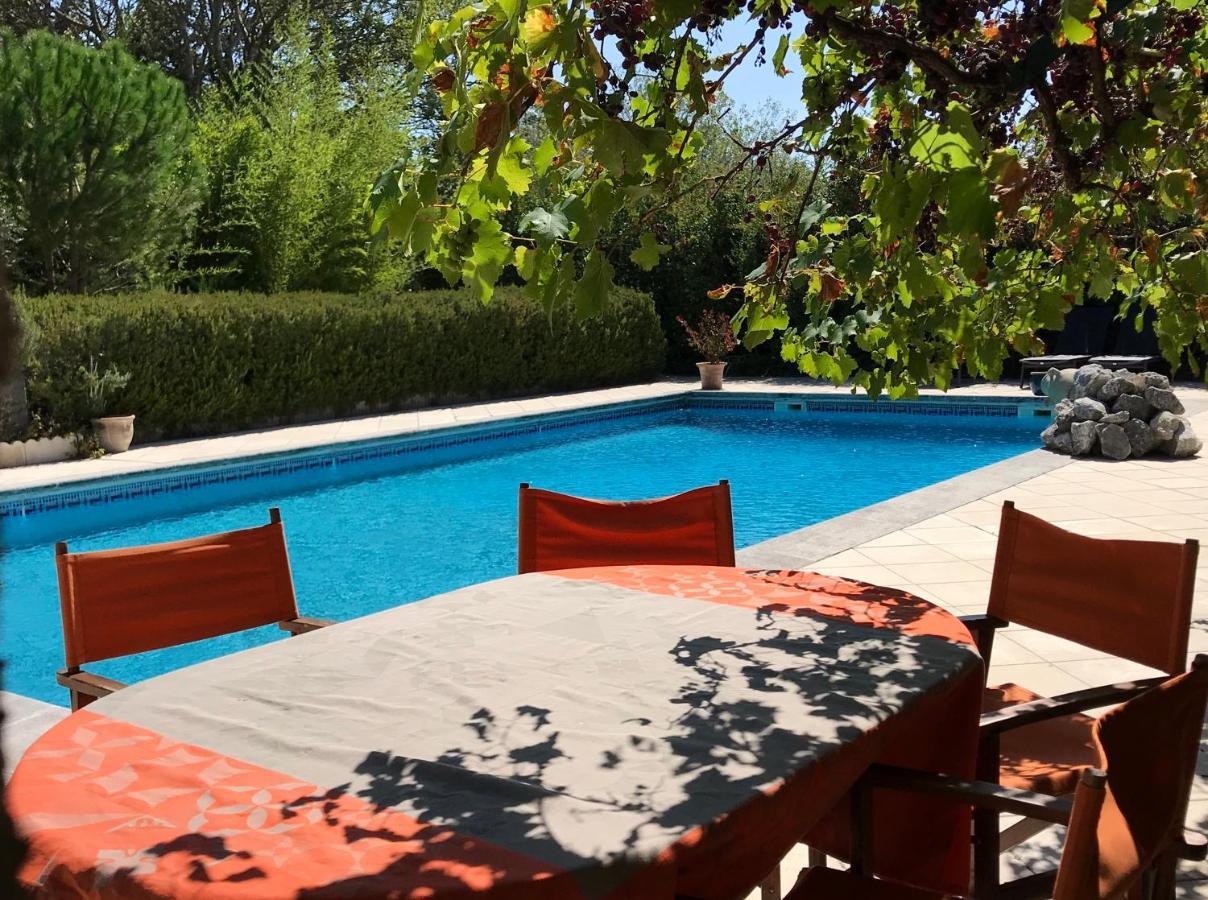 Mas Des Prevots B&B Noves Esterno foto