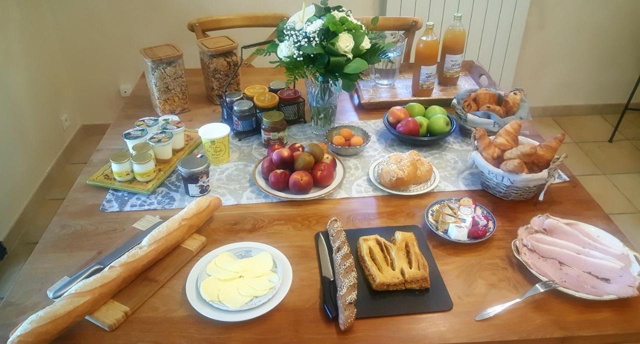 Mas Des Prevots B&B Noves Esterno foto