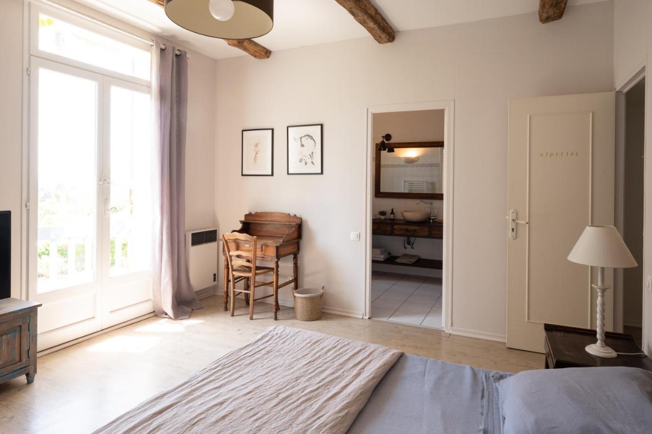 Mas Des Prevots B&B Noves Esterno foto